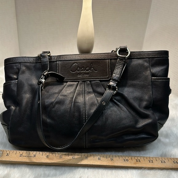 Coach GALLERY F13759 Black Leather Double Handle Satchel Handbag.  Size … - Picture 1 of 8